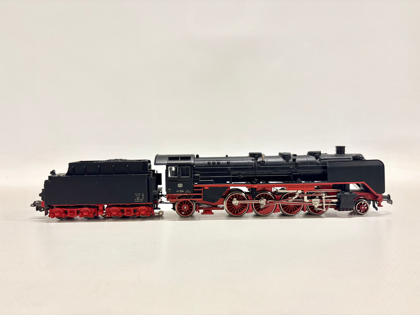 Märklin 3082 Dampflok mit Rauchsatz Br 41 334 DB AC H0
