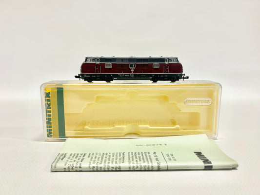 Minitrix 2061 Diesellok Br 221 137-3 DB Spur N