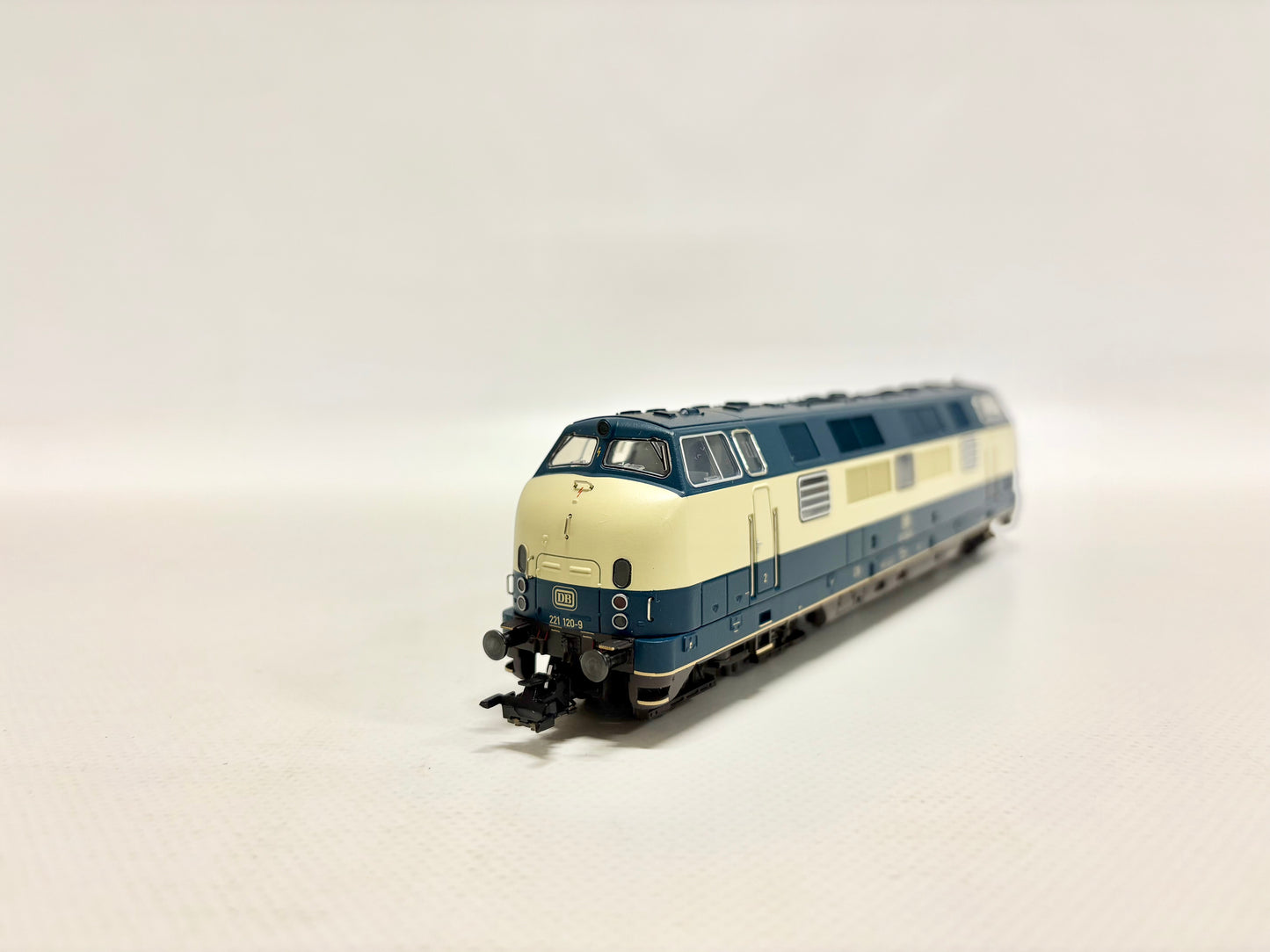 Märklin 37824 Mfx+ Digital & Sound Br 221 120-9 DB AC H0