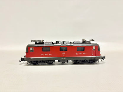 Märklin 3734 Digital E-Lok Re 4/4 SBB AC H0
