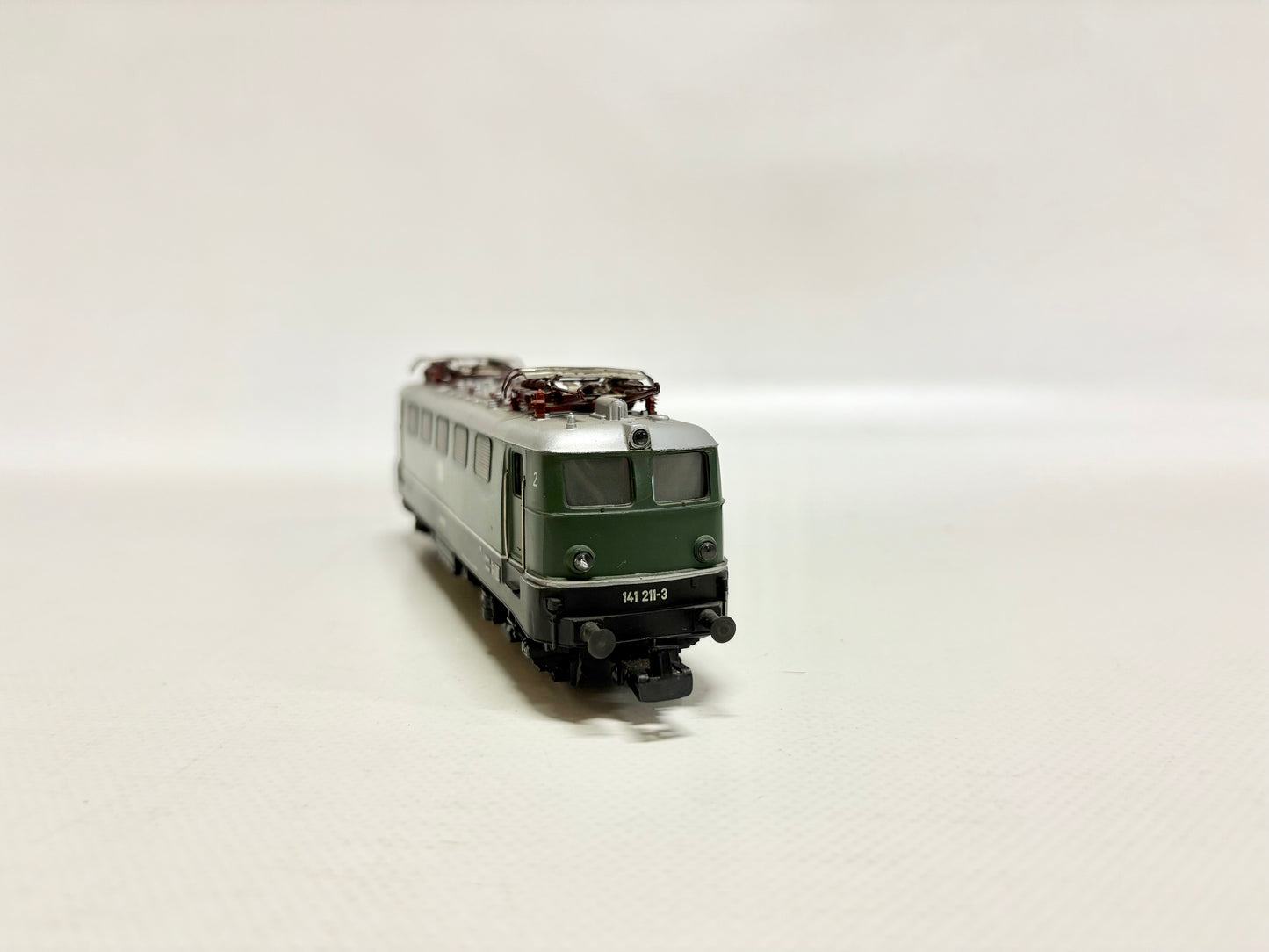 Märklin 3037 E-Lok Br 141 211-3 DB AC H0