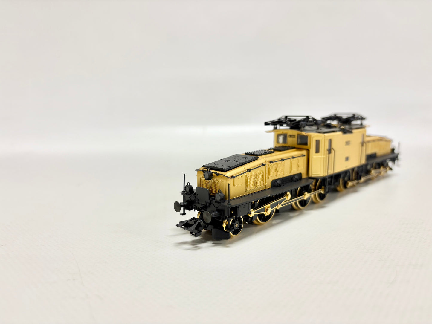 Märklin 32560 Mfx+ Digital & Sound *24 Karat vergoldet* E-Lok Ce 678 Krokodil SBB AC H0