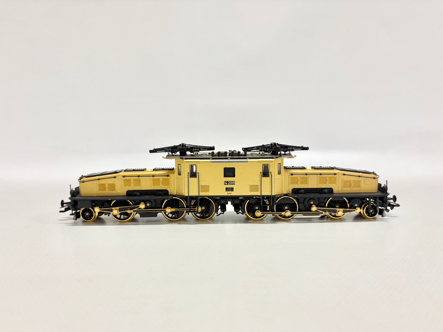 Märklin 32560 Mfx+ Digital & Sound *24 Karat vergoldet* E-Lok Ce 678 Krokodil SBB AC H0