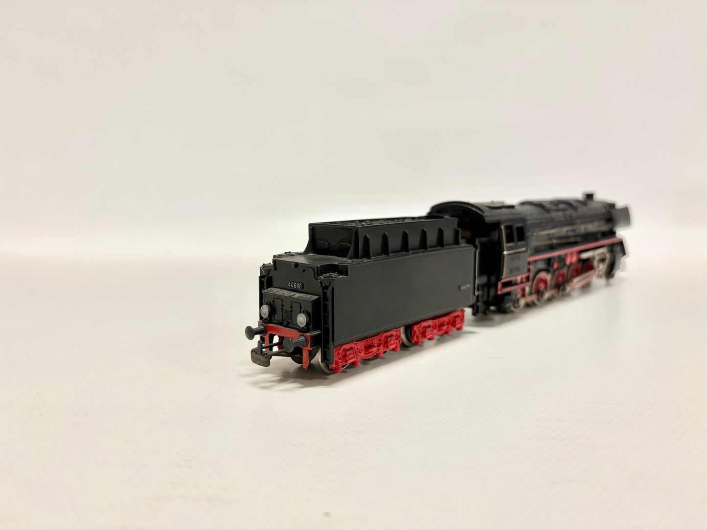 Märklin 3027 Dampflok Br 44 690 DB AC H0