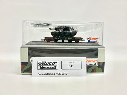 Roco Minitanks 841 845 883 885 826 Güterwagen beladen mit Militärfahrzeugen H0
