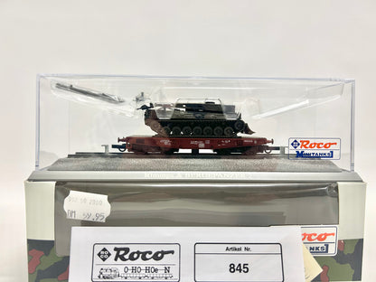 Roco Minitanks 841 845 883 885 826 Güterwagen beladen mit Militärfahrzeugen H0