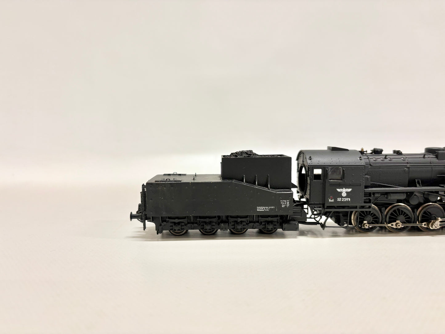 M+F? Dampflokomotive Dampflok Br 52 2391 DR DC H0