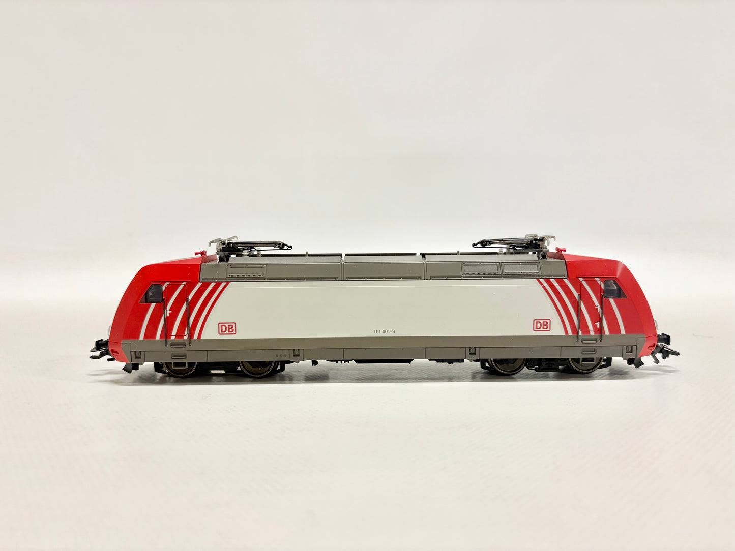 Märklin 34372 Digital E-Lok Br 101 001-6 DB AC H0