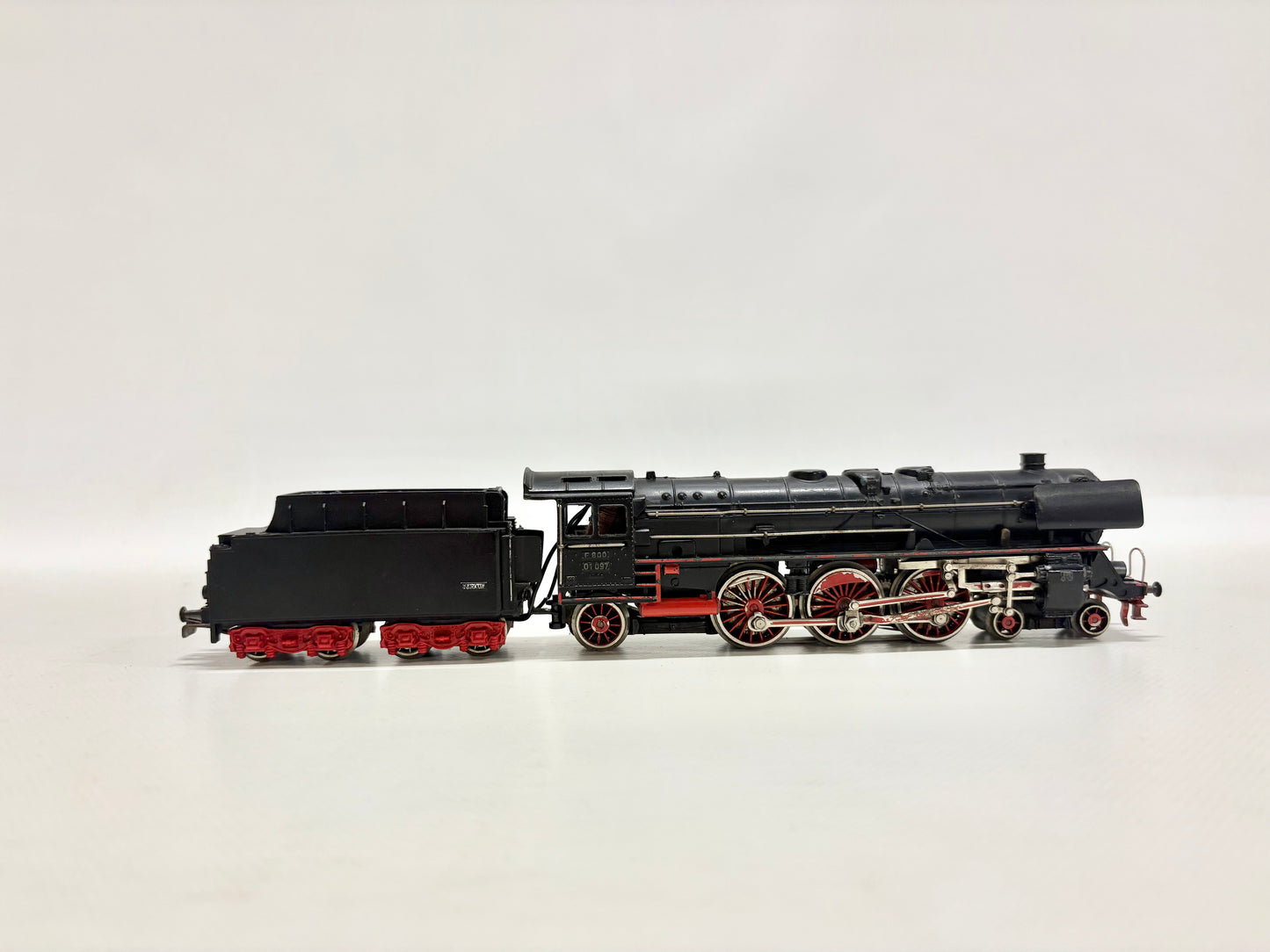 Märklin 3026 Dampflokomotive Br 01 097 mit Telex DB AC H0