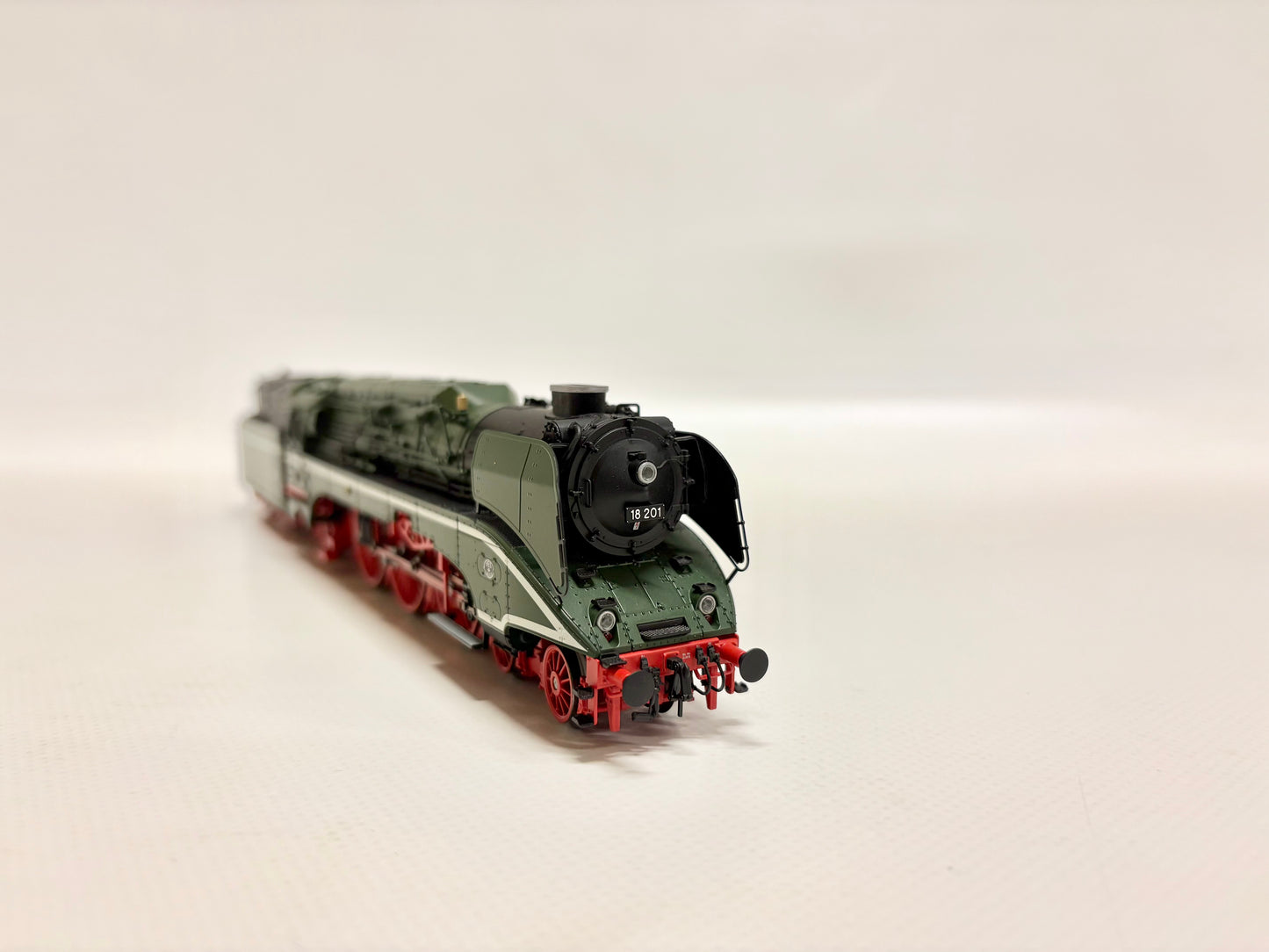 Märklin 38201 Mfx+ Digital & Sound Dampflok Br 18 201 mit Zusatztender DR AC H0