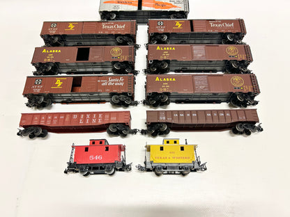 Märklin 11x USA Güterwagen Box Cars Konvolut H0