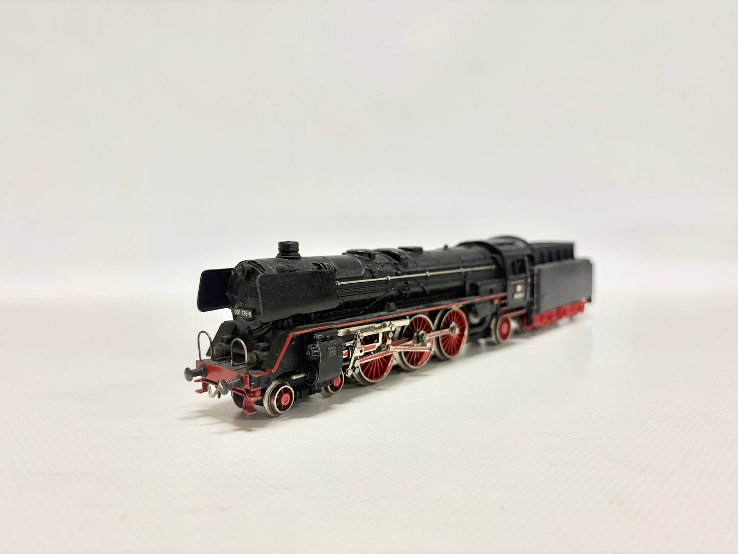 Märklin 3048 Dampflok + Rauchsatz Br 01 DB AC H0