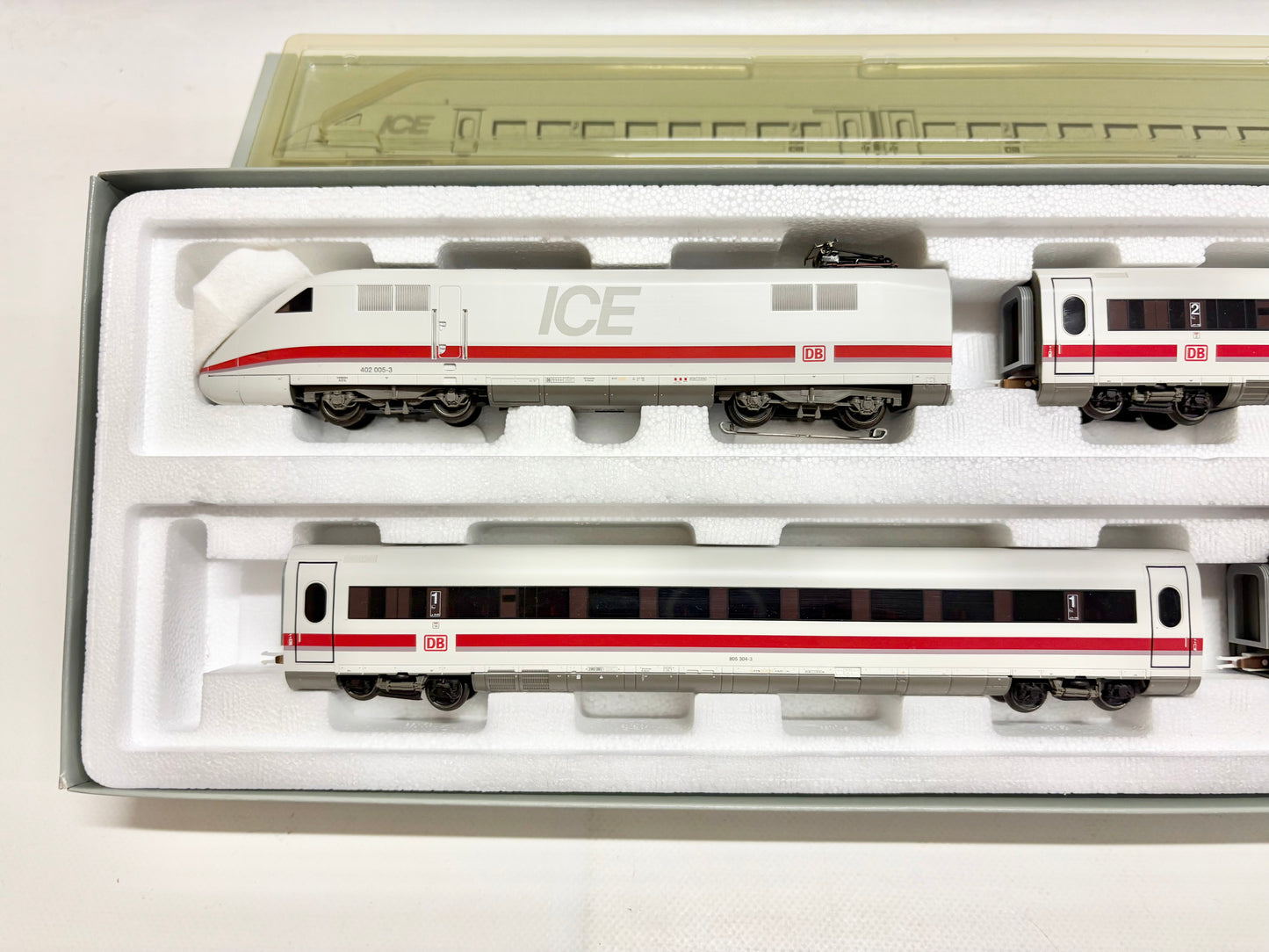 Märklin 37712 Digital InterCity-Express Br 402 ICE DB AC H0