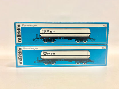 Märklin 2x 3738 Güterwagen BP Gas Kesselwagen DB AC H0