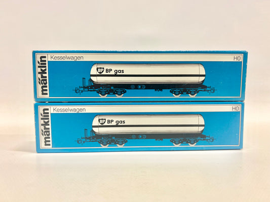 Märklin 2x 3738 Güterwagen BP Gas Kesselwagen DB AC H0