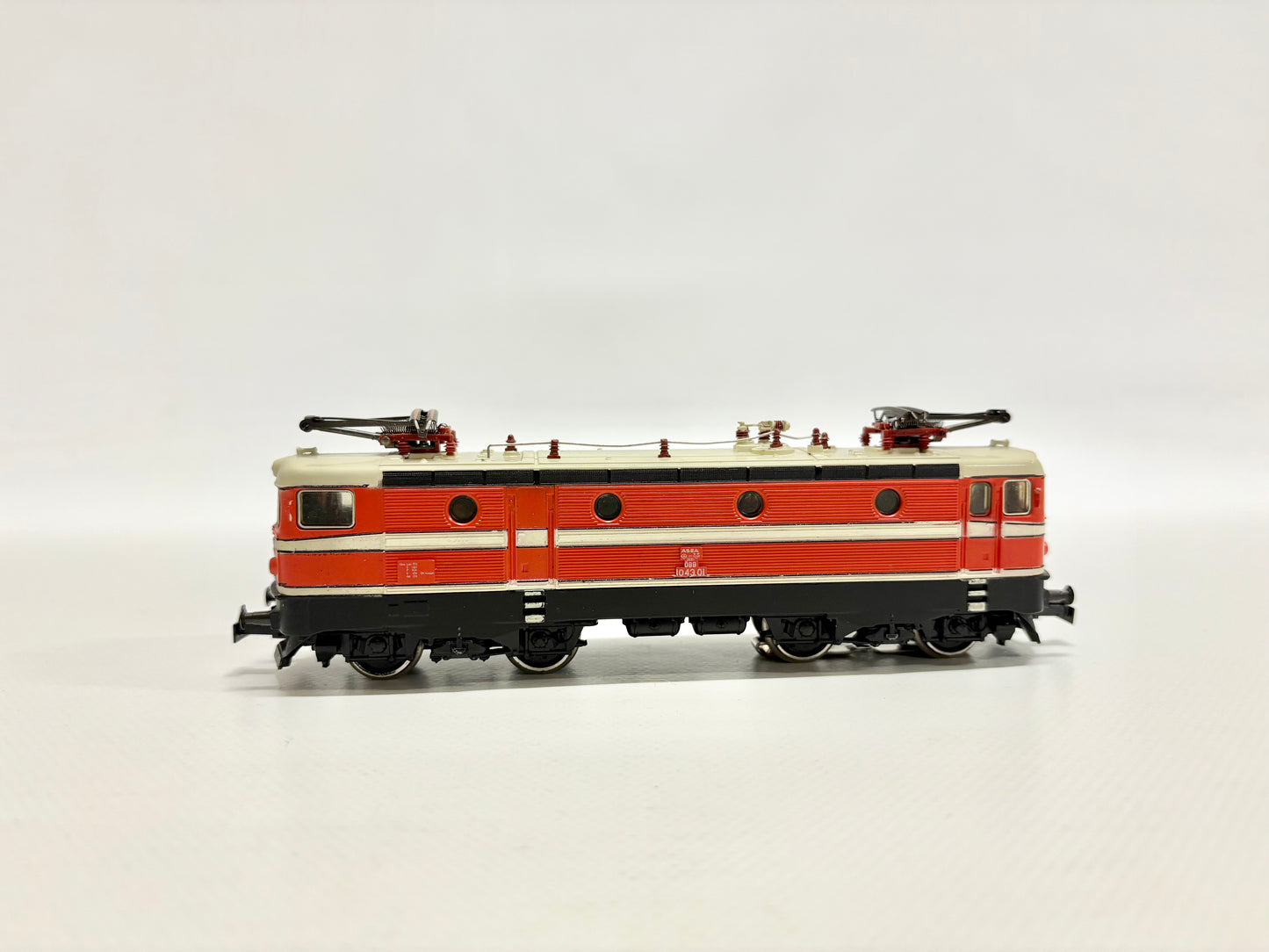 Märklin 3041 E-Lok Serie 1043.01 ÖBB AC H0