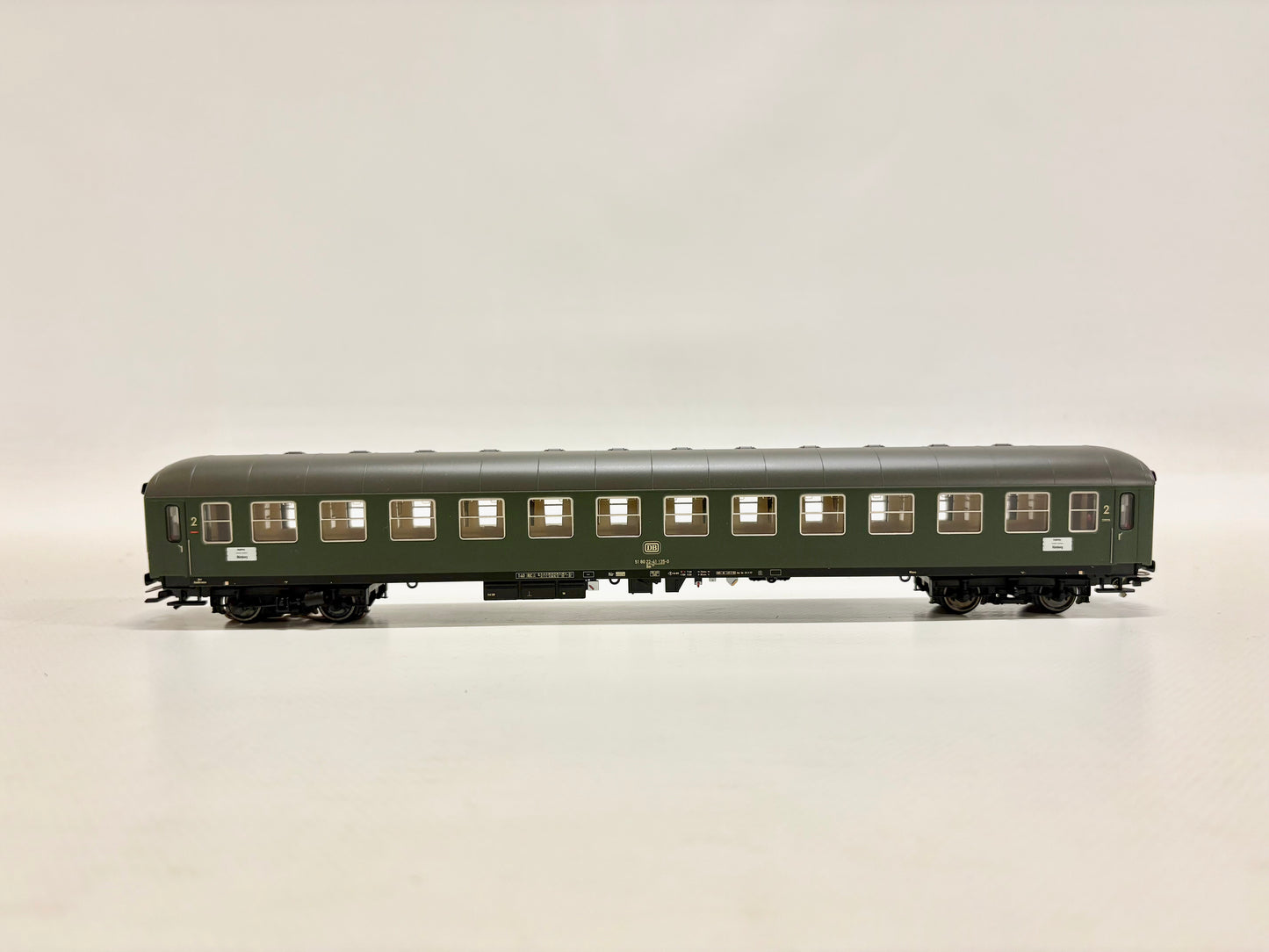 Märklin Personenwagen mit Innenbeleuchtung DB AC H0