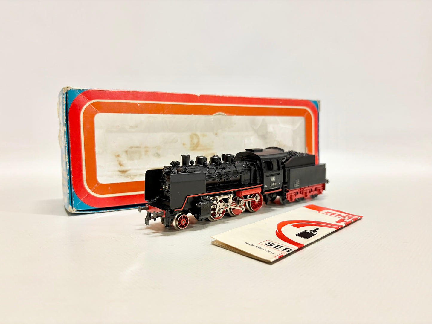 Märklin 3003 Dampflok Br 24 058 DB AC H0