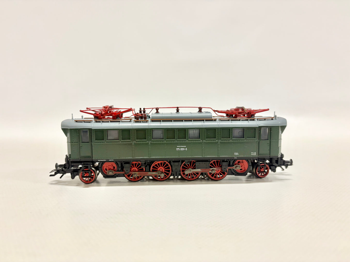 Märklin 37489 Mfx+ Digital & Sound E-Lok Museumslok Br 175 DB AC H0