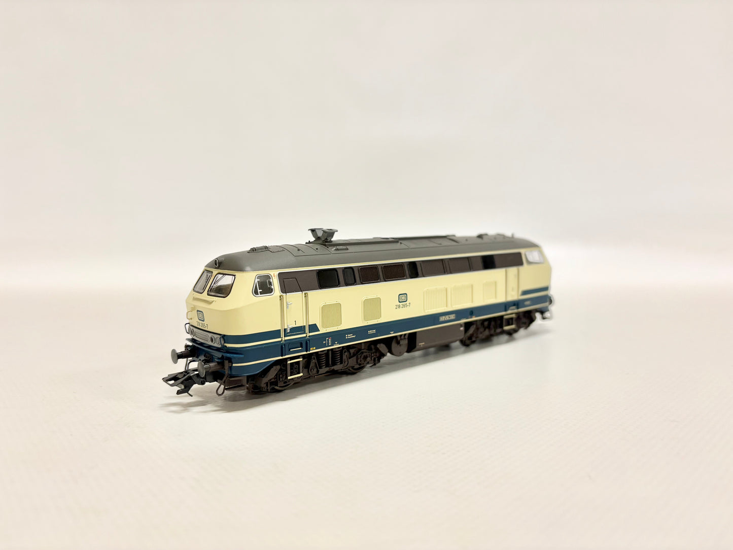 Märklin 37768 Mfx-Digital + Sound Diesellok Br 218 265-7 DB AC H0
