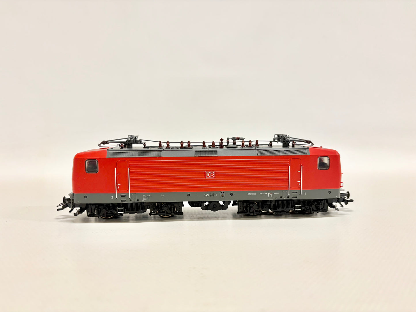 Märklin 37439 Mfx-Digital + Sound E-Lok Br 143 616-1 DB AC H0