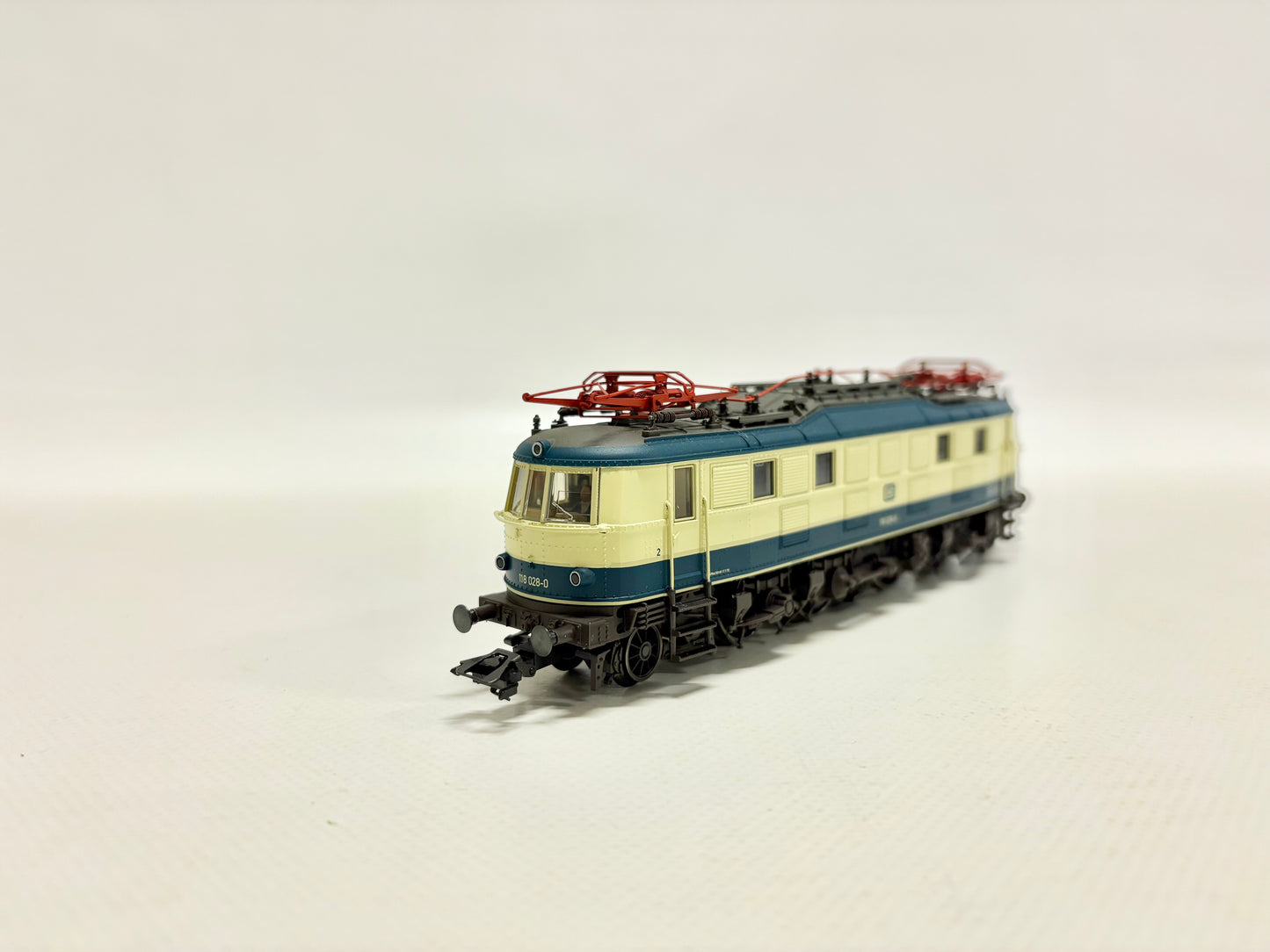 Märklin 37685 Mfx+ Digital & Sound E-Lok Br 118 028-0 DB AC H0