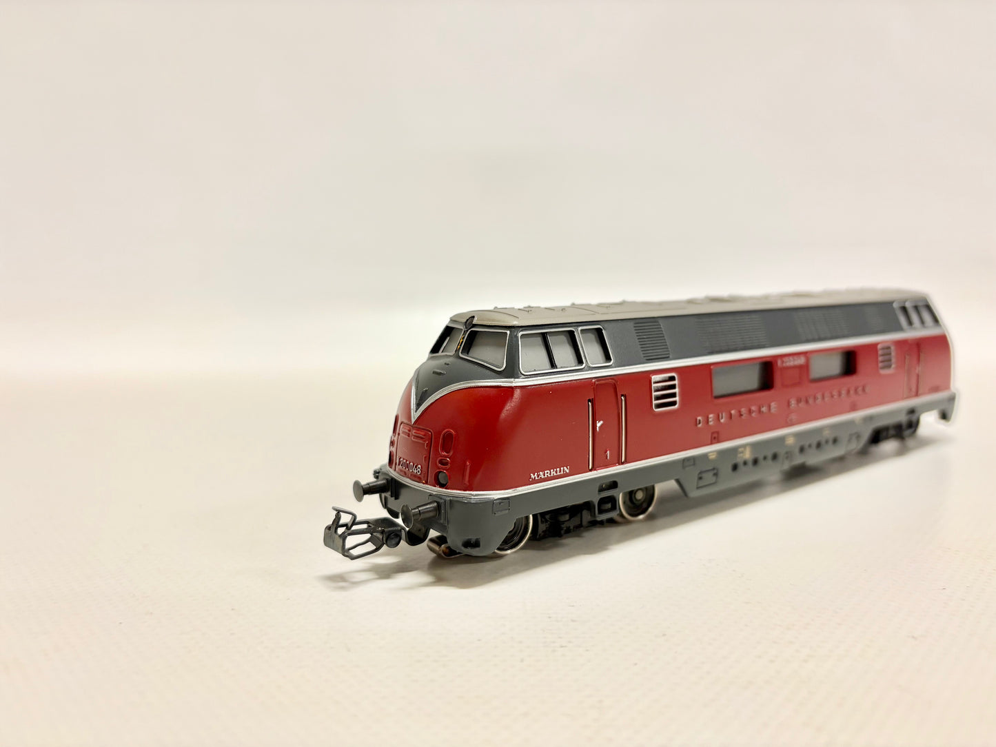 Märklin 30210 Mfx-Digital + Sound Diesellok V200 048 DB AC H0