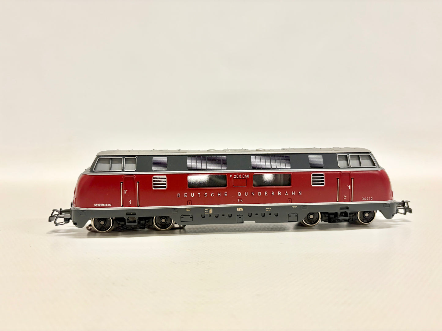 Märklin 30210 Mfx-Digital + Sound Diesellok V200 048 DB AC H0
