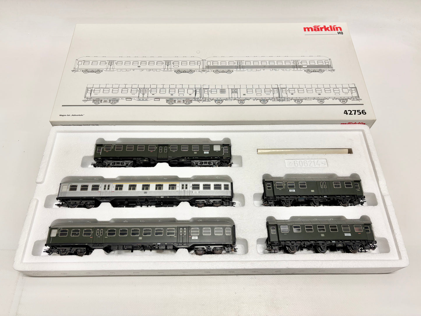 Märklin 42756 Wagen-Set Nahverkehr Personenwagen mit Innenbeleuchtung DB AC H0