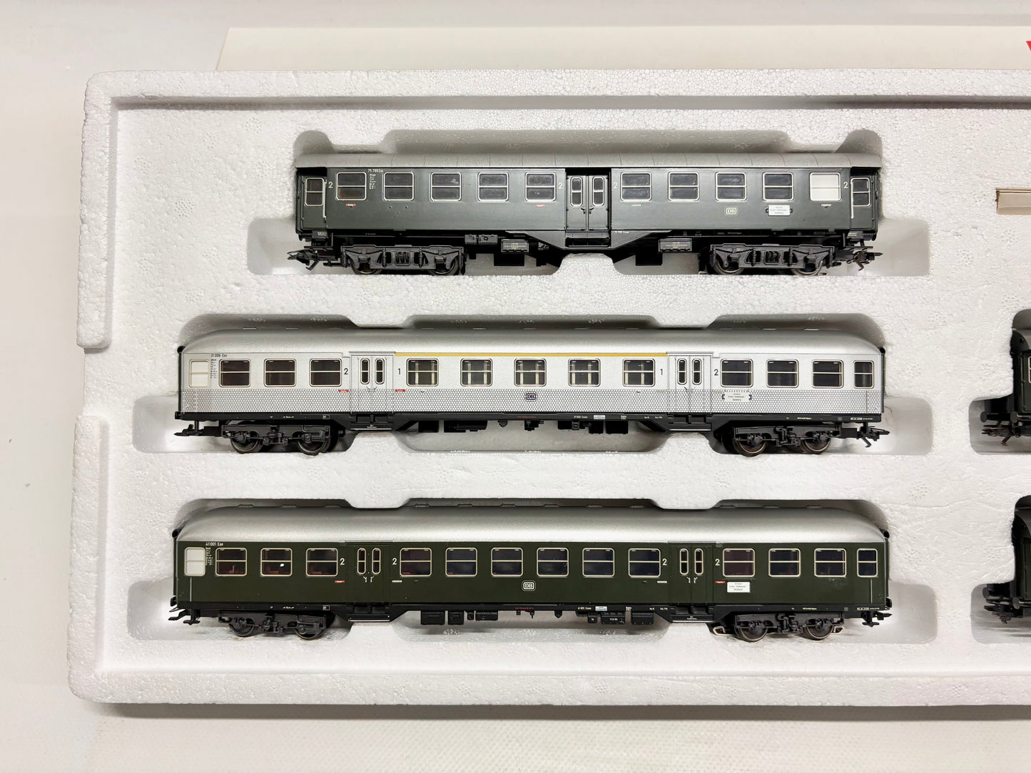 Märklin 42756 Wagen-Set Nahverkehr Personenwagen mit Innenbeleuchtung DB AC H0