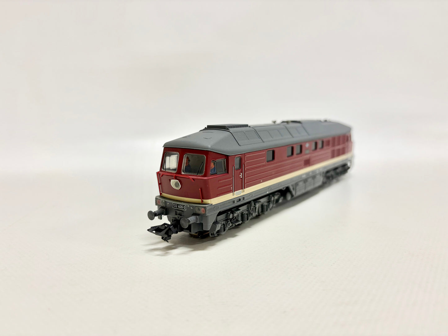 Märklin 36421 Digital Diesellok Br 132 406-0 "Ludmilla" DR AC H0