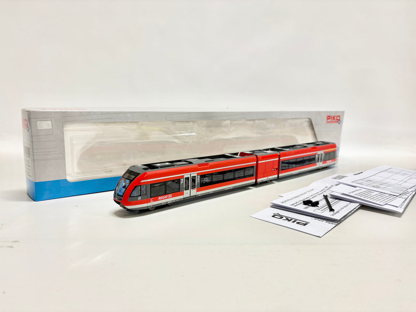 Piko 59320 Digital AC Triebwagen Br 646 GTW 2/6 DB AC H0