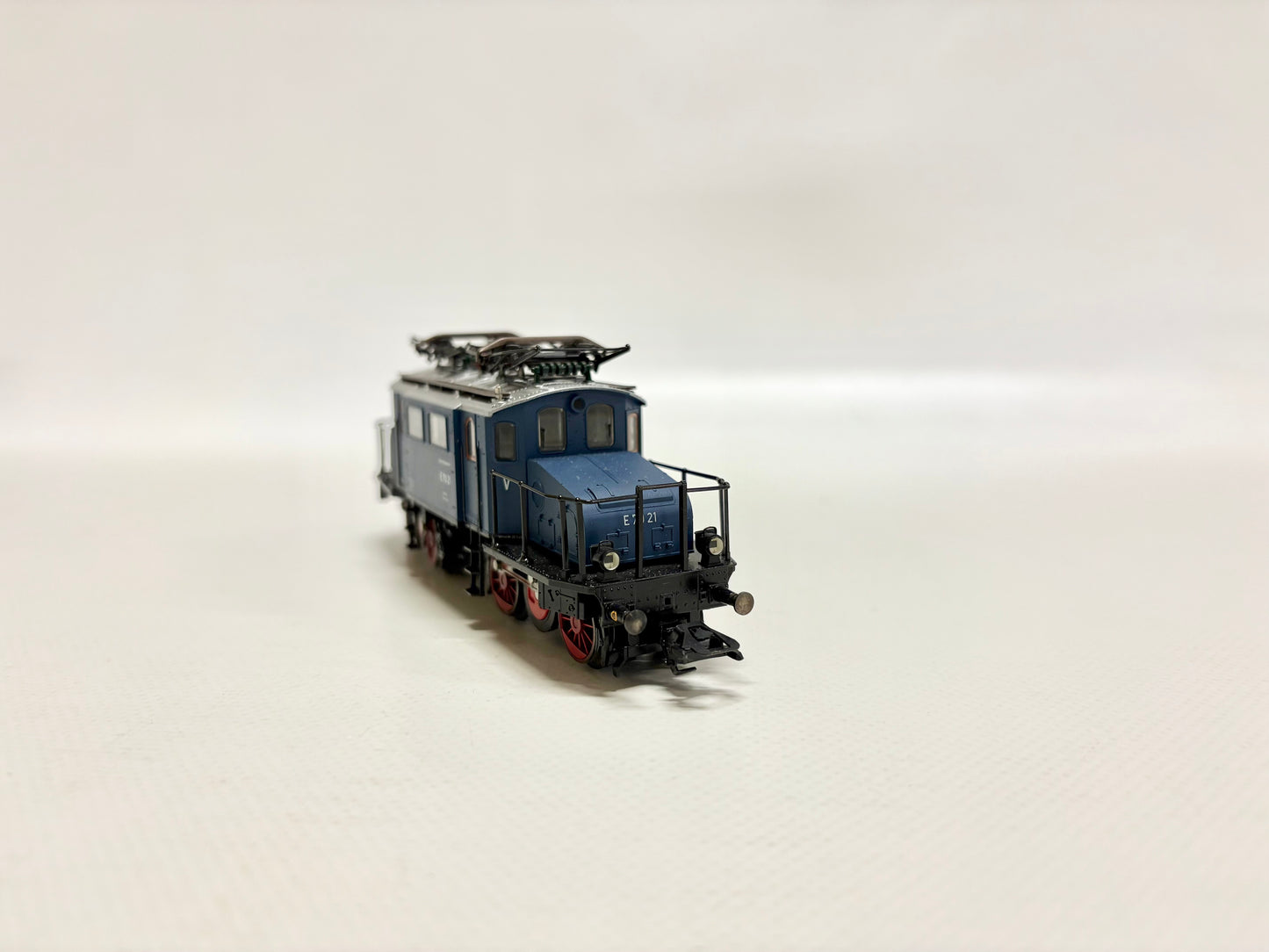 Märklin 3748 E-Lok Br E70 DB AC H0
