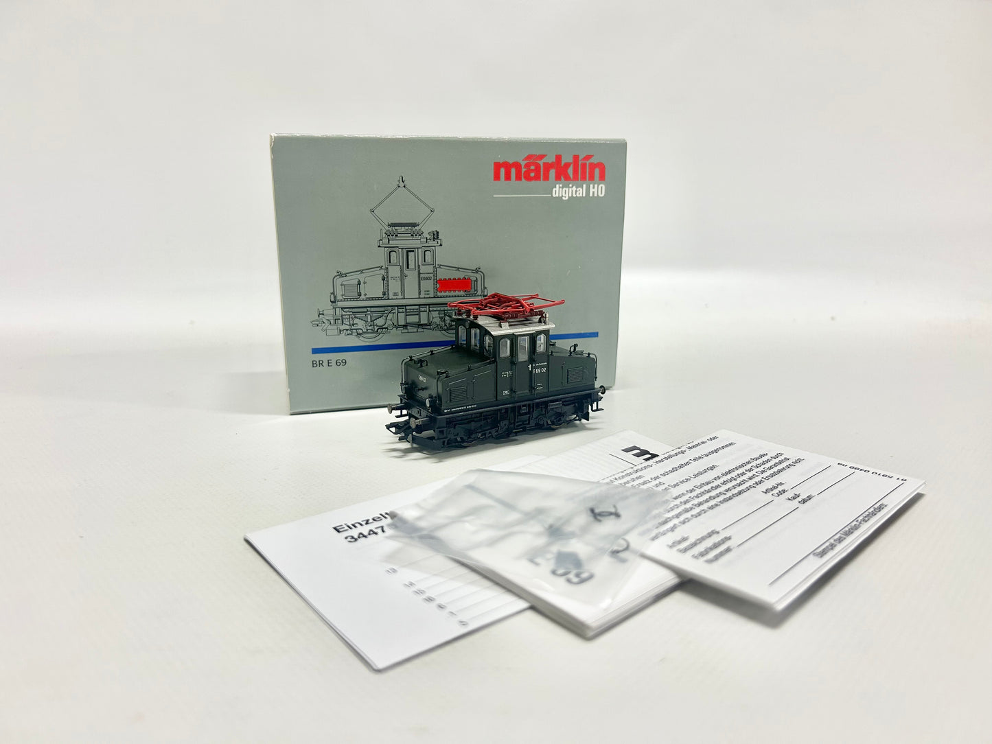 Märklin 37475 Digital electric locomotive E69 H0