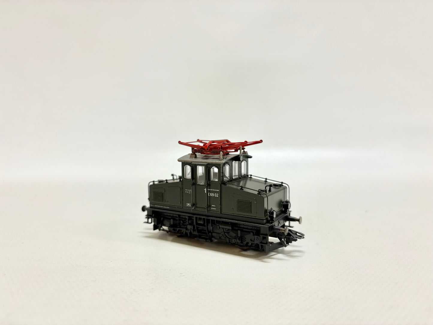 Märklin 34475 Digital E-Lok E69 02 DB AC H0