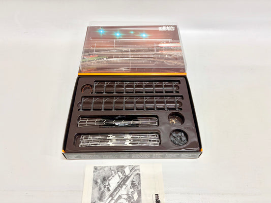 Märklin 8198 Spur Z Oberleitungspackung O/S+E Mini Club