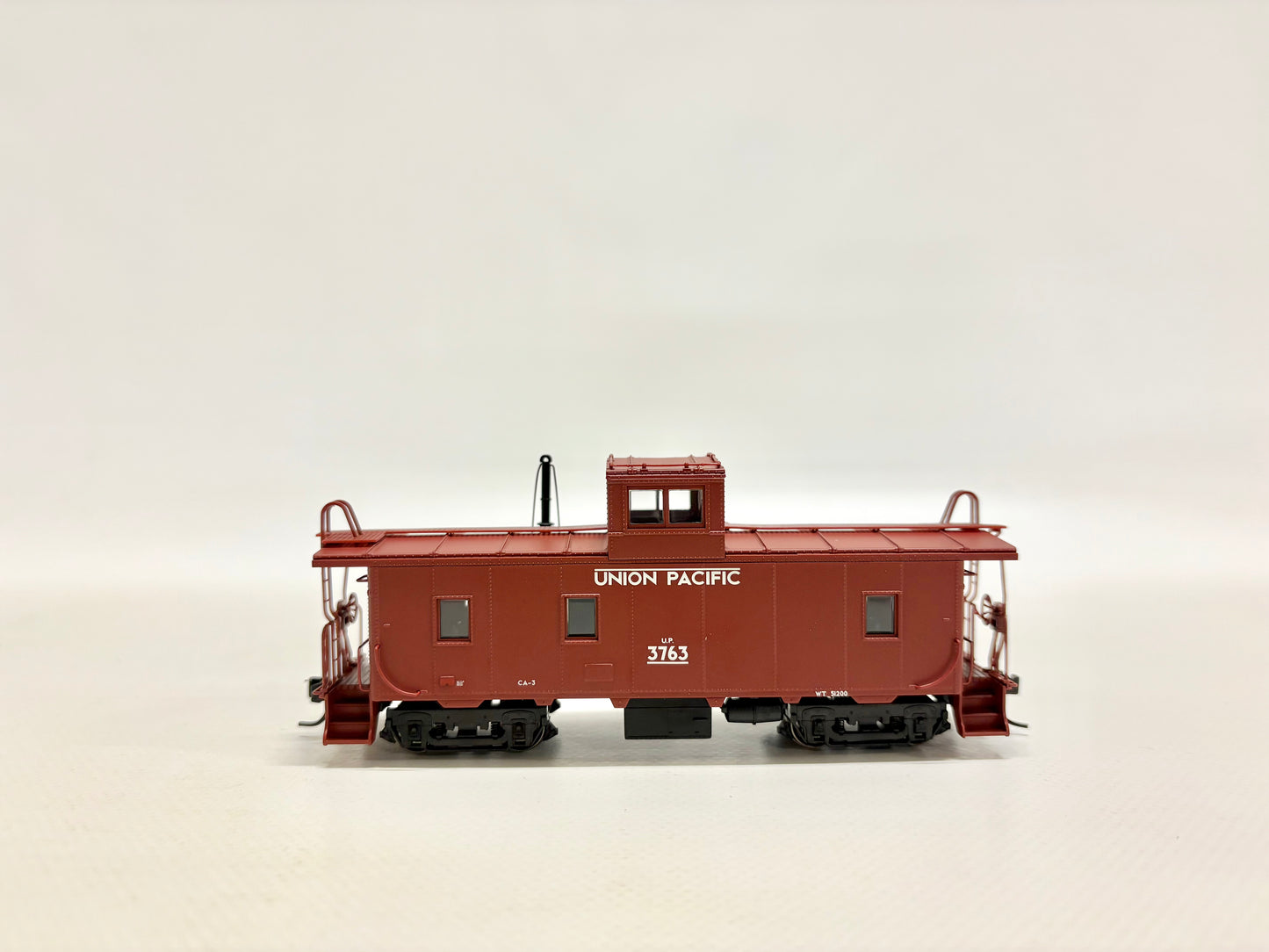Trix 24901 Union Pacific Caboose Güterzugbegleitwagen  DC H0