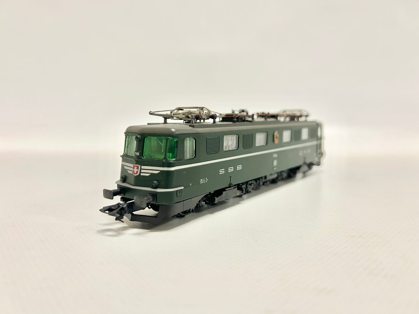 Märklin 3338 electric locomotive SBB Ae 6/6 H0