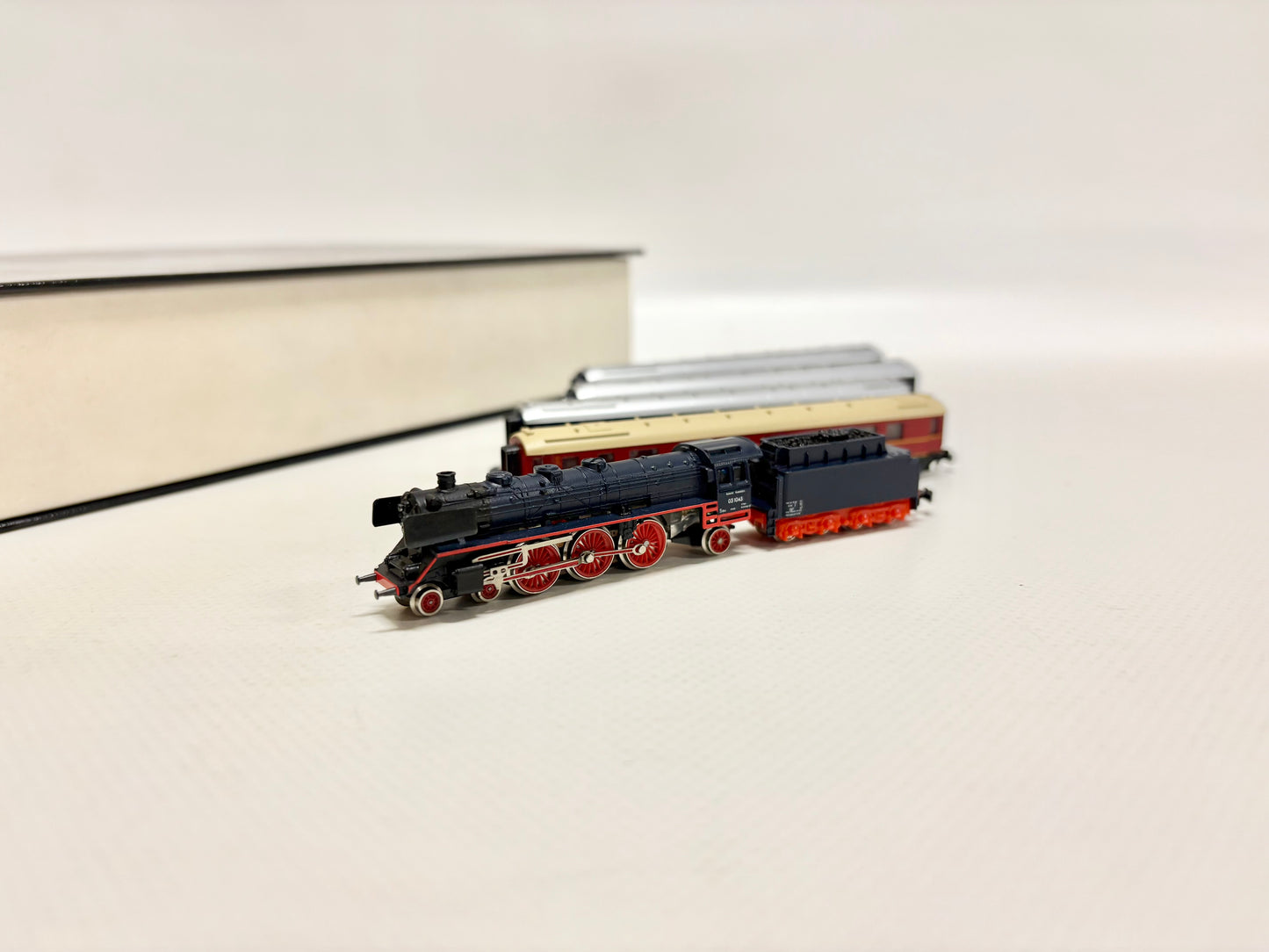 Märklin 8135 Mini Club Zugpackung Schnellzug "Dompfeil" DB Spur Z