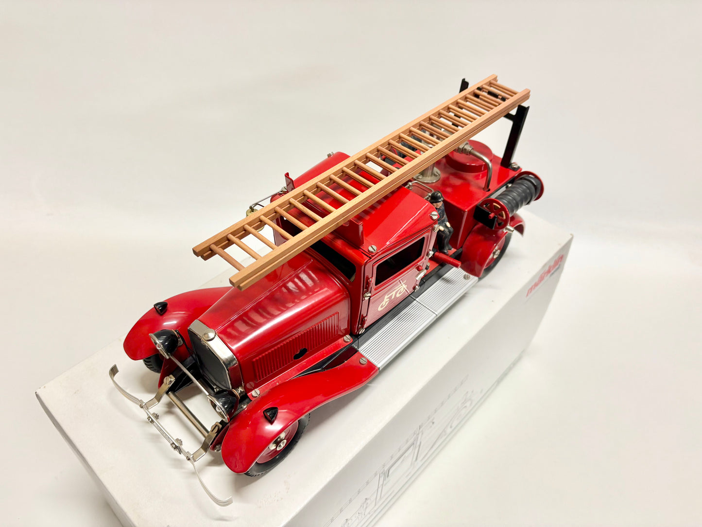 Märklin 19034 Feuerwehrfahrzeug mit Uhrwerk-Antrieb