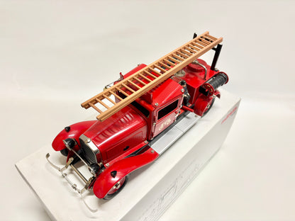 Märklin 19034 Feuerwehrfahrzeug mit Uhrwerk-Antrieb