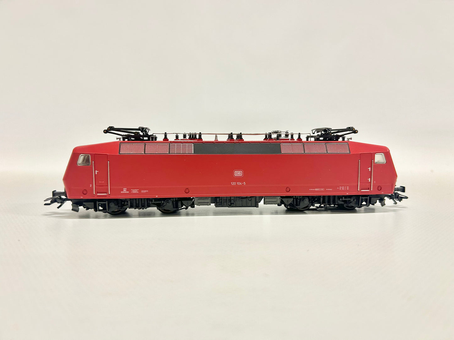 Märklin 3553 Br 120 orientrot E-Lok H0