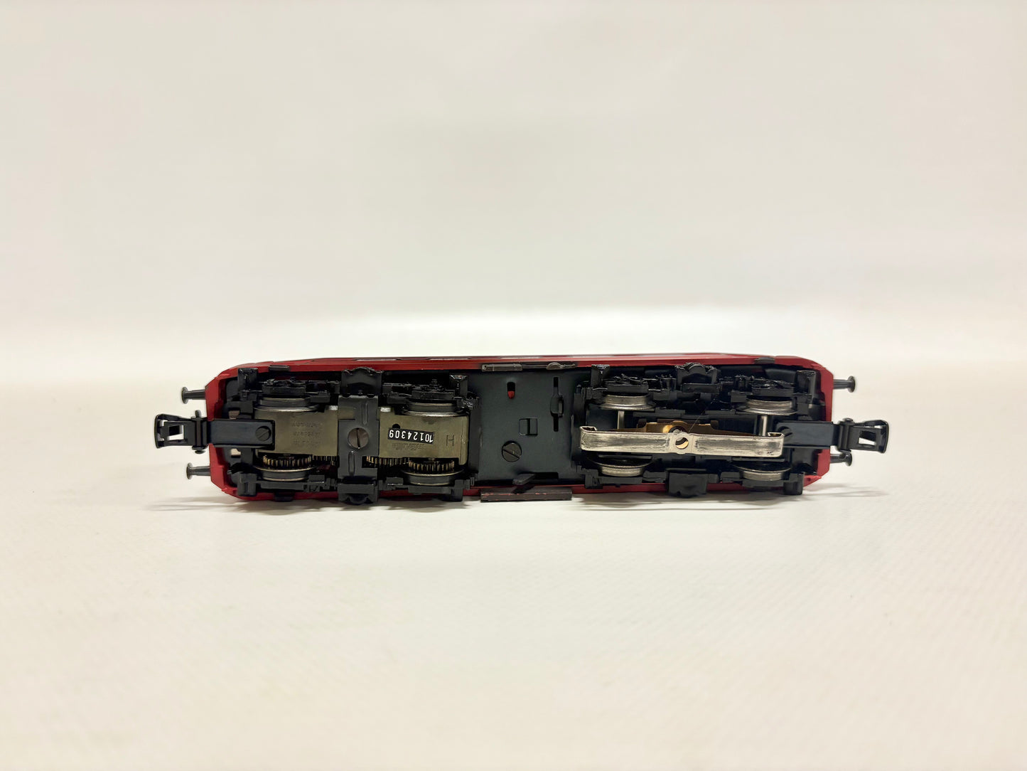 Märklin 3037 E-Lok Br 141 430-9 DB AC H0