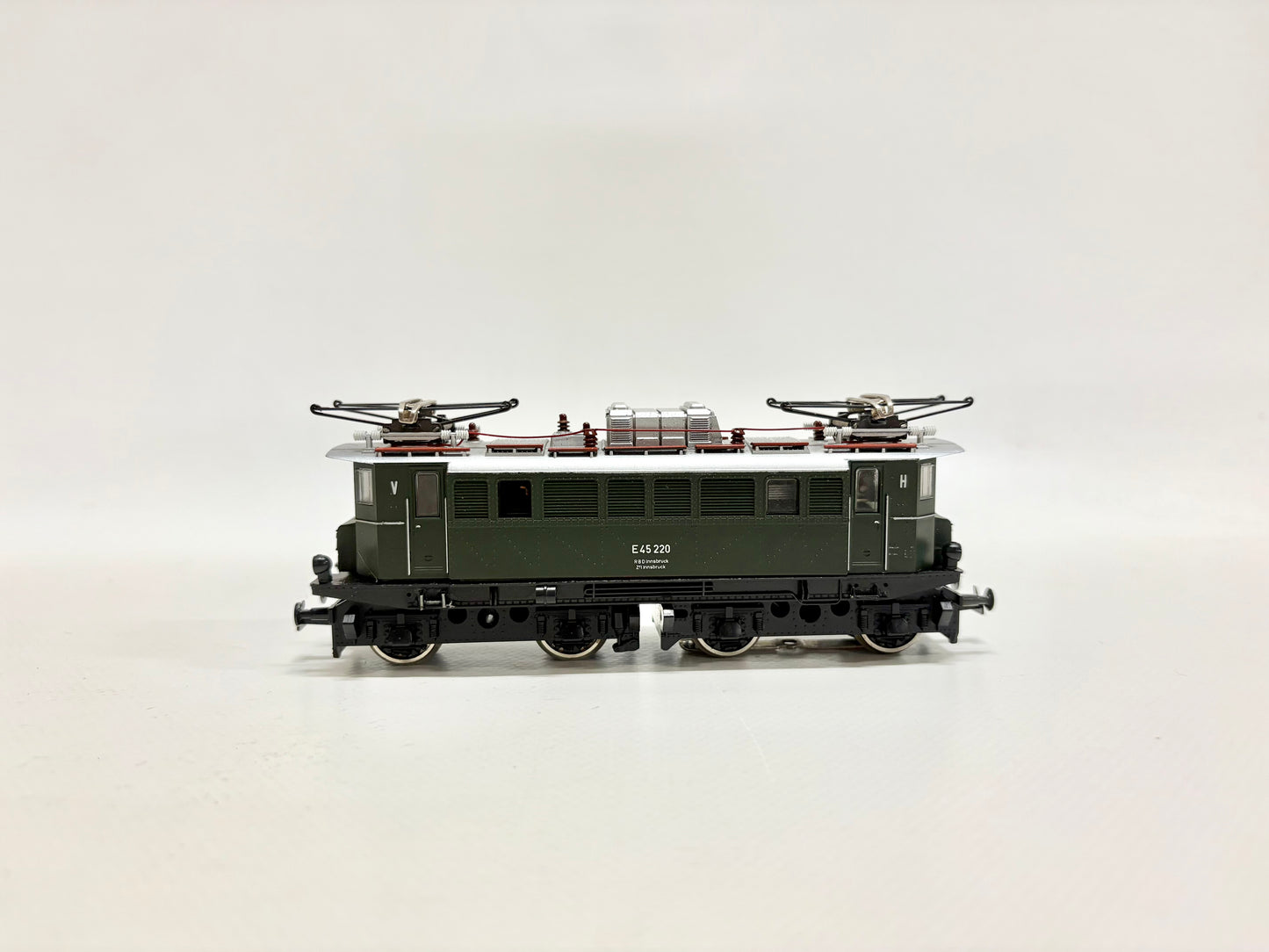 Liliput AC E-Lok E45 220 ÖBB H0