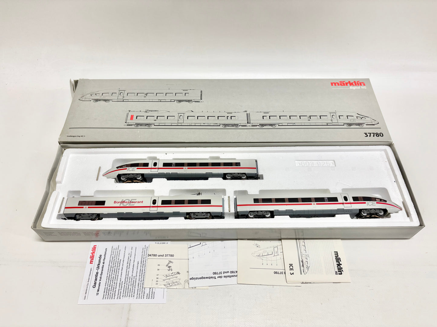 Märklin 37780 Digital Elektrotriebwagen InterCityExpress ICE DB AC H0