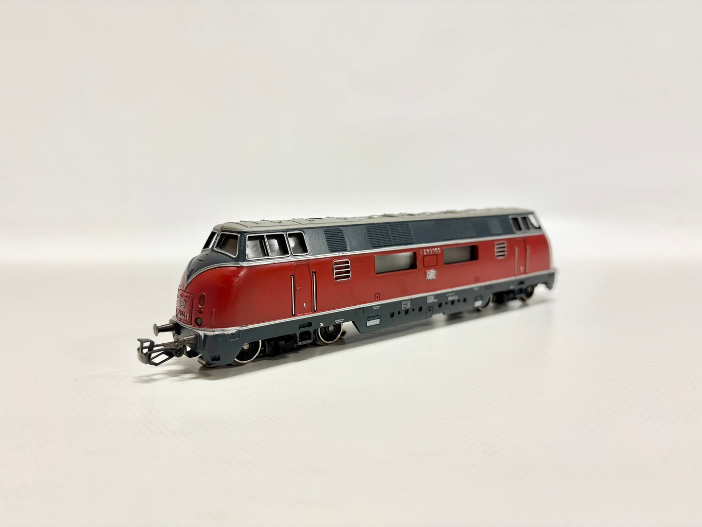 Märklin 3021 Diesellok V 200 060 DB AC H0