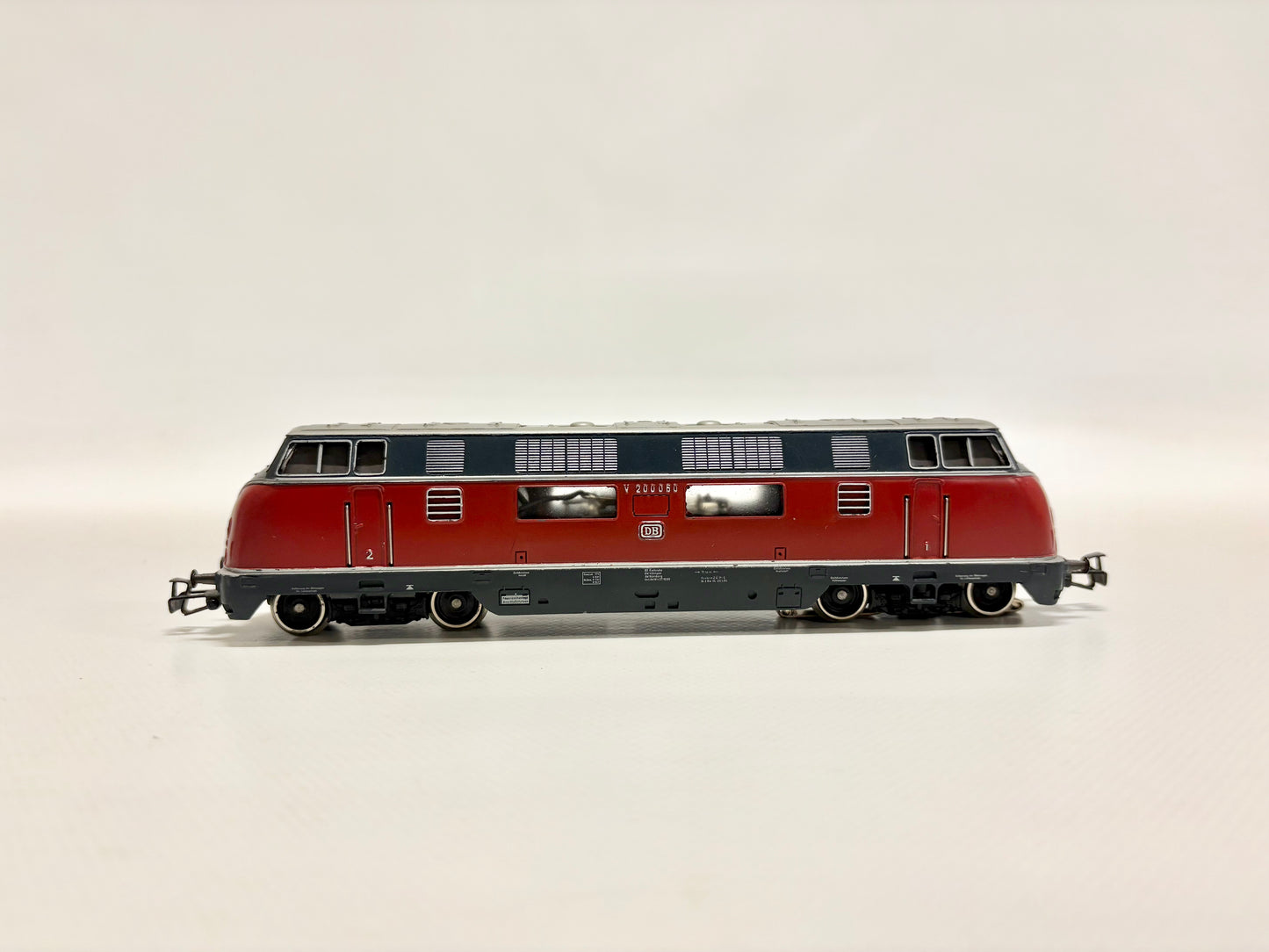 Märklin 3021 Diesellok V 200 060 DB AC H0