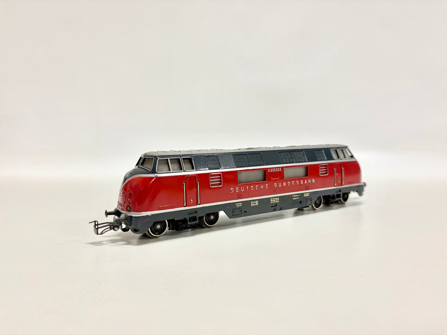 Märklin 3021 Diesellok V 200 0060 DB AC H0
