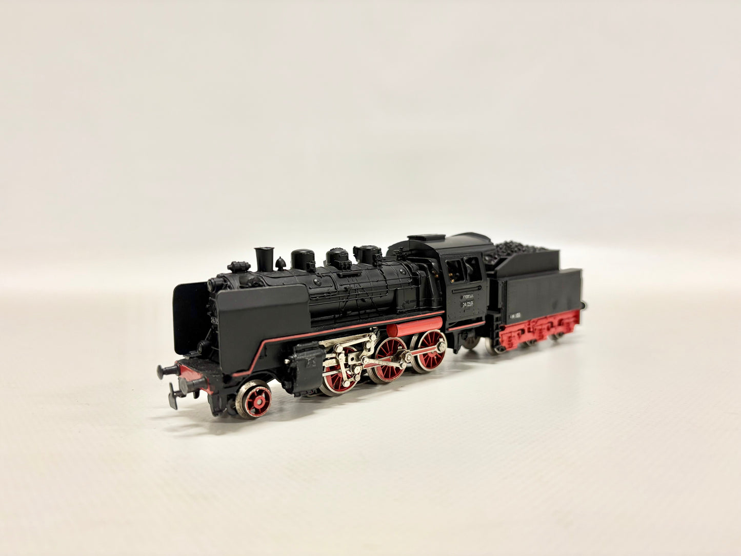 Märklin 3003 Dampflok Br 24 058 DB AC H0