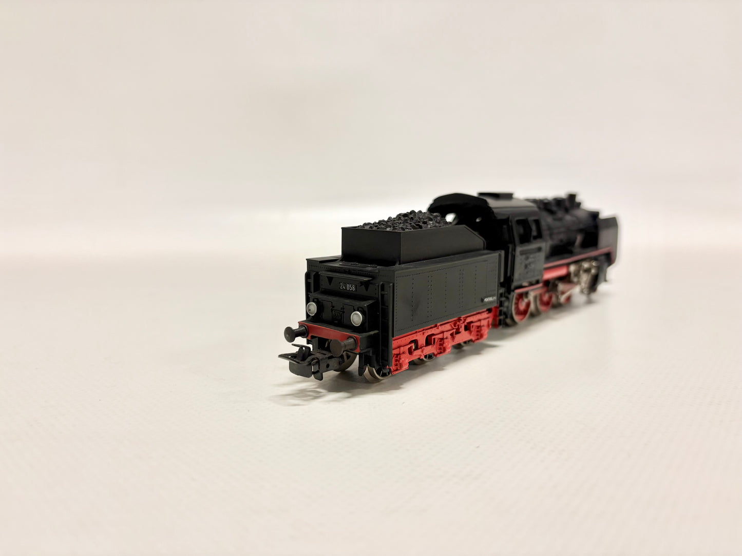 Märklin 3003 Dampflok Br 24 058 DB AC H0